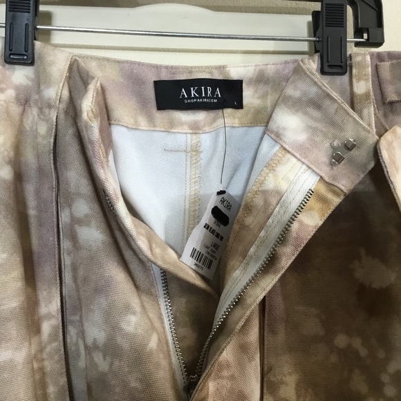 NWT AKIRA ‘Quinn’ Relaxed Cargo Pants - Picture 14 of 15